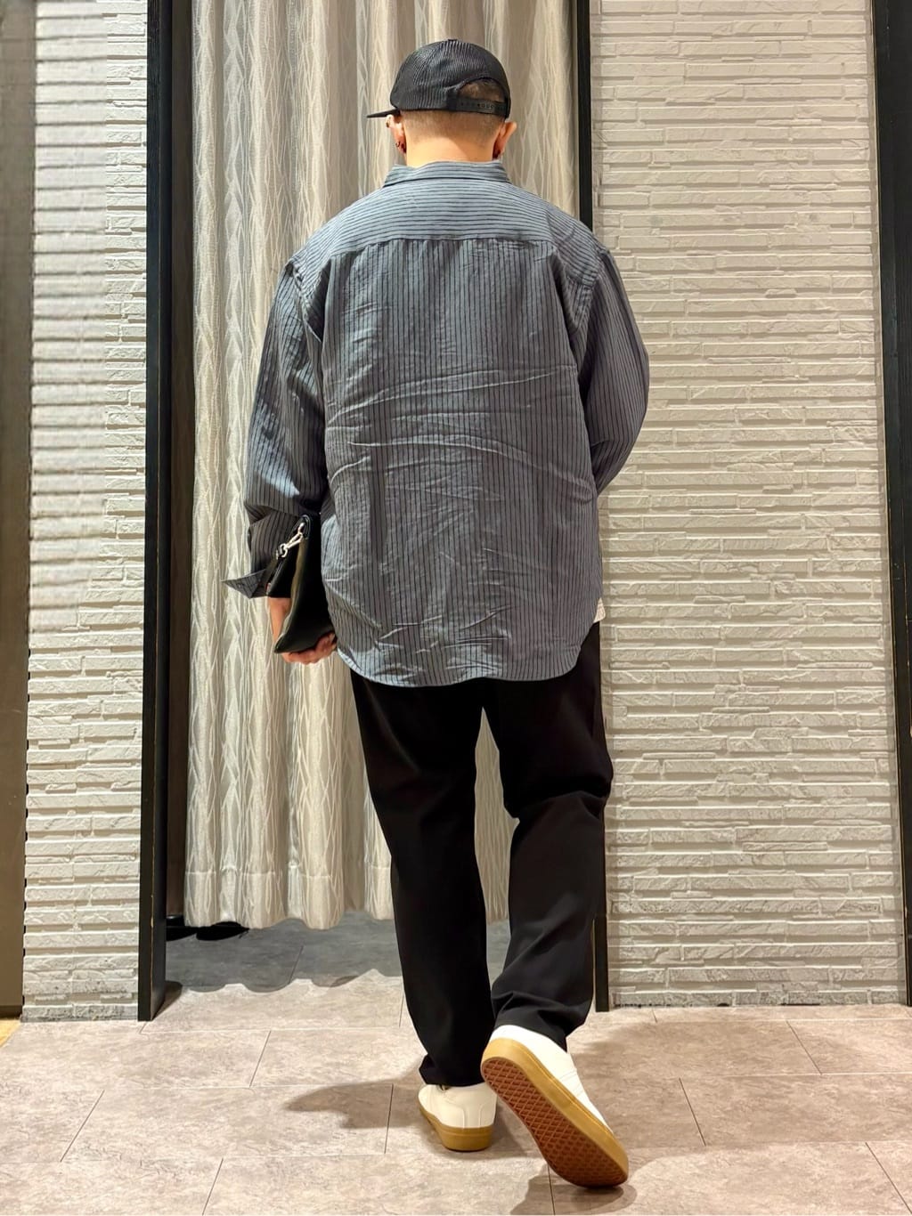 Pーyamaさんの「THE SHOP TK｜チェック＆ストライプ アソート長袖シャツ【洗濯機OK】」を使ったコーディネート