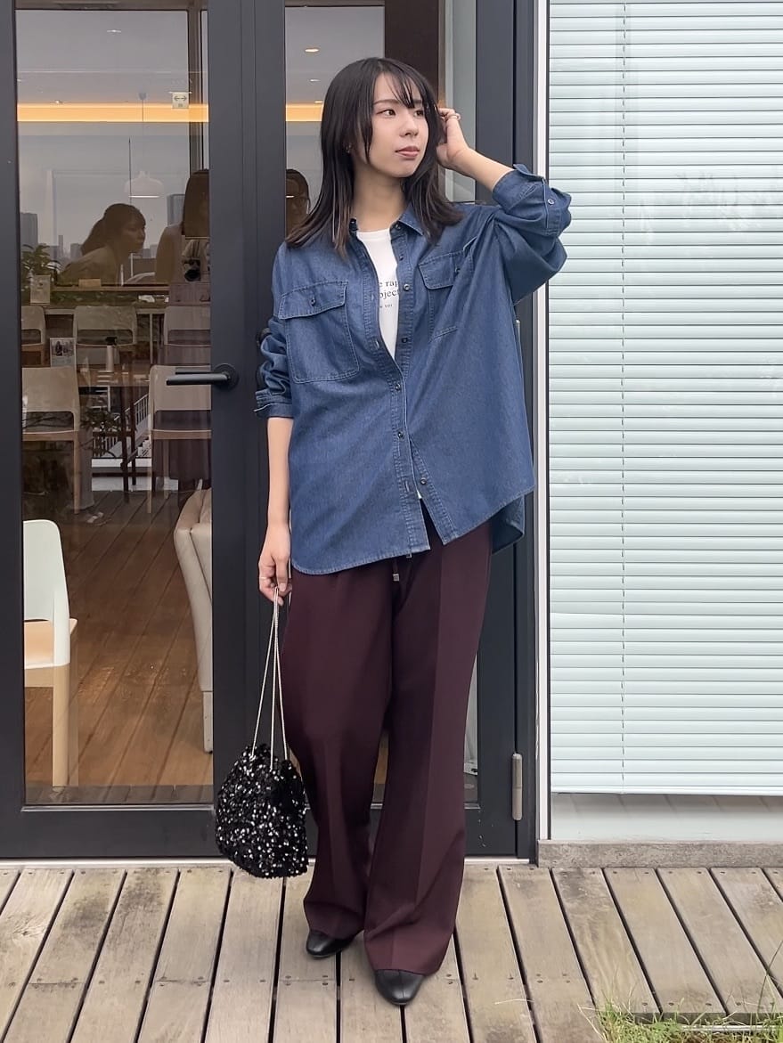 cotaniさんの「grove｜【UVカット】ロゴアソートベーシックロンT」を使ったコーディネート