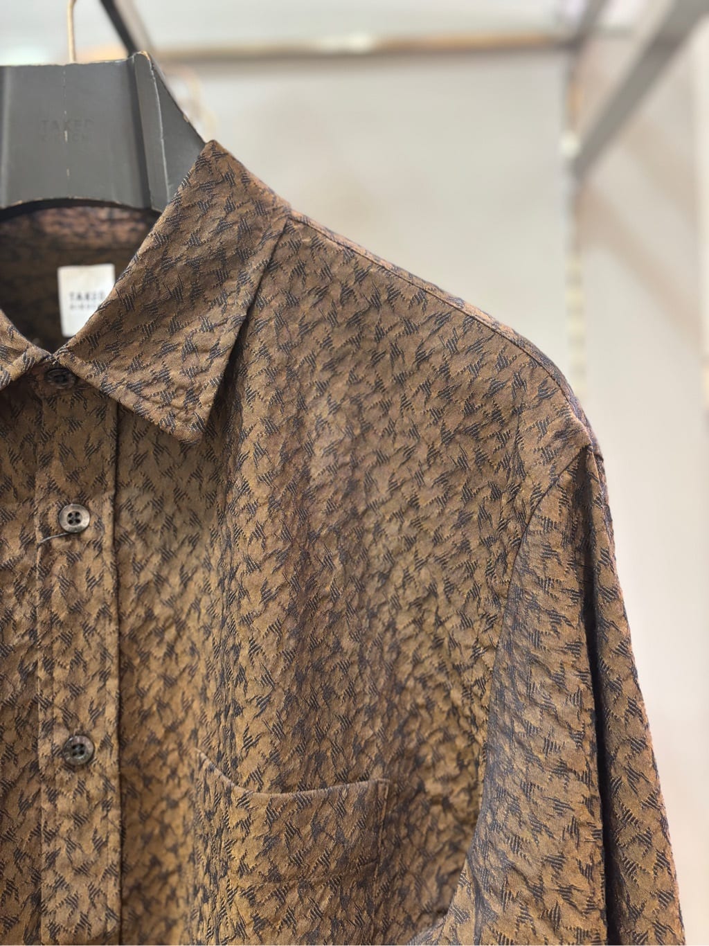 ヒナさんの「TAKEO KIKUCHI｜【Made in JAPAN】播州織 ドビー千鳥シャツ」を使ったコーディネート