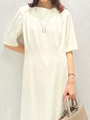 Miwaさんの「UNTITLED｜フープトップネックレス」を使ったコーディネート