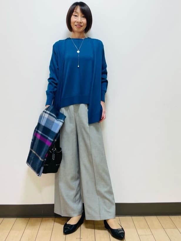 Riiさんの「Reflect｜【ちくちくしない／アンサンブル可／通勤におすすめ◎】オフボディ着流しカーディガン」を使ったコーディネート