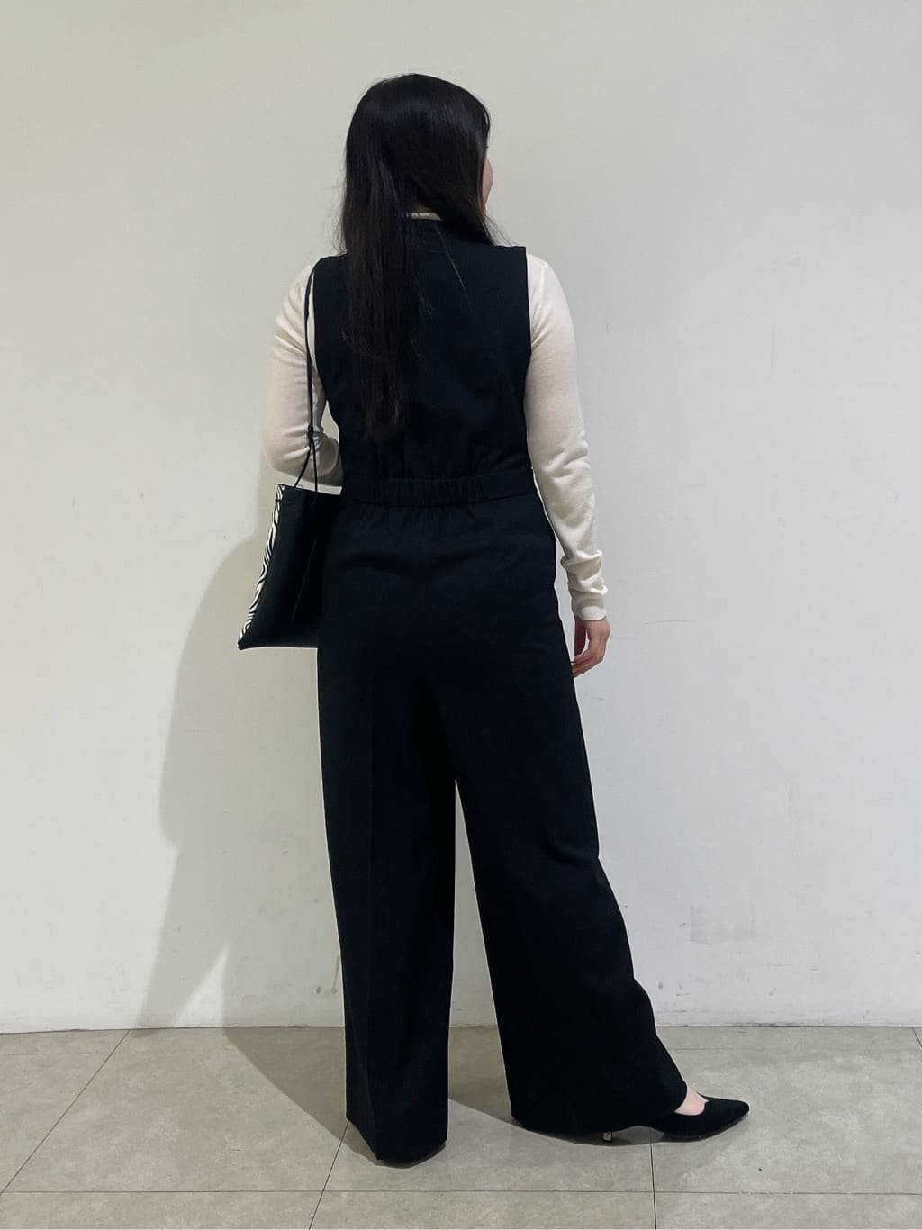 emikaさんの「INDIVI｜【洗える／薄手／ラメ】シアーラメニット」を使ったコーディネート