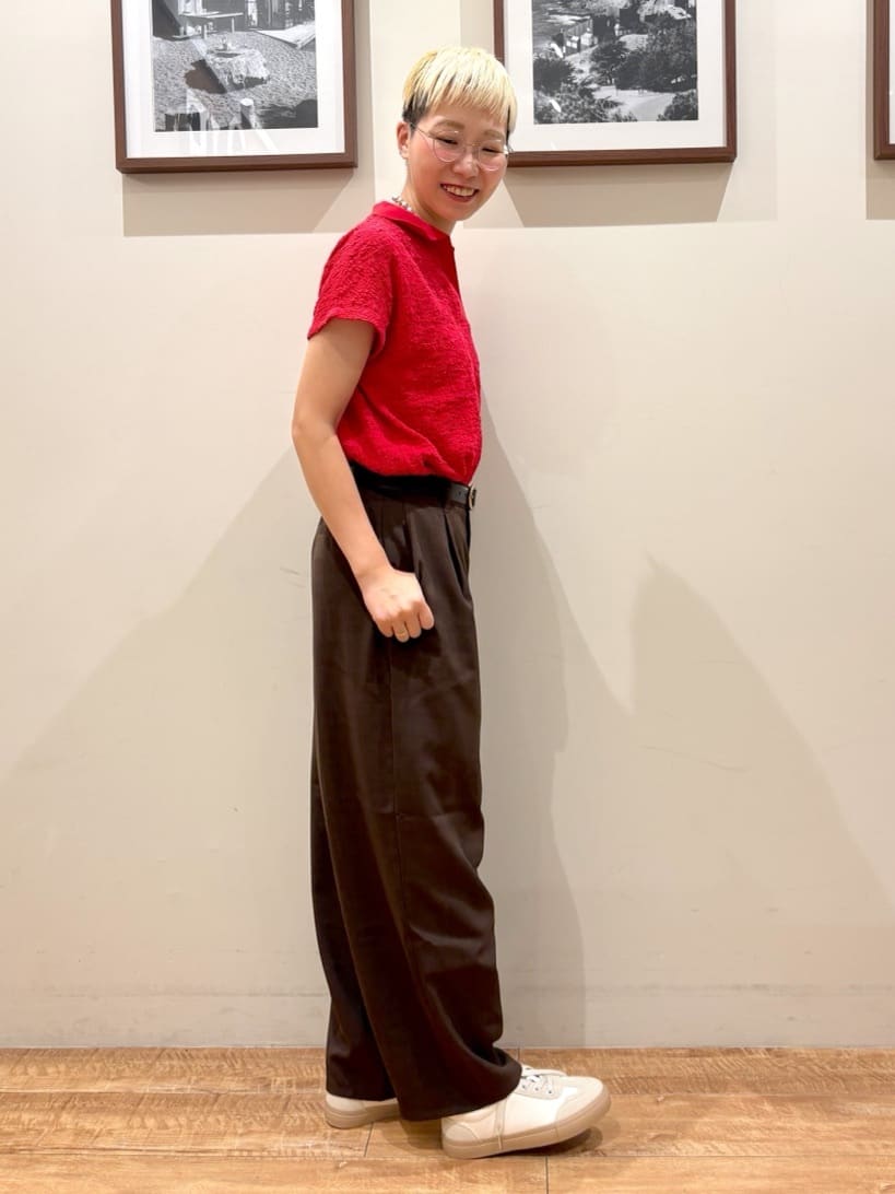 Ayumiさんの「SHOO･LA･RUE｜【S-LL】一枚で着映え フレンチスリーブ ポロスキッパートップス」を使ったコーディネート