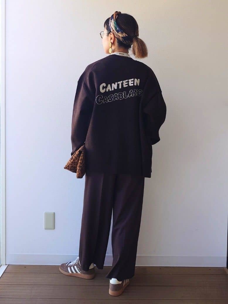 MUTSUKOさんの「UNTITLED｜【CHIGNON】CHERIE シンプルロゴTシャツ」を使ったコーディネート