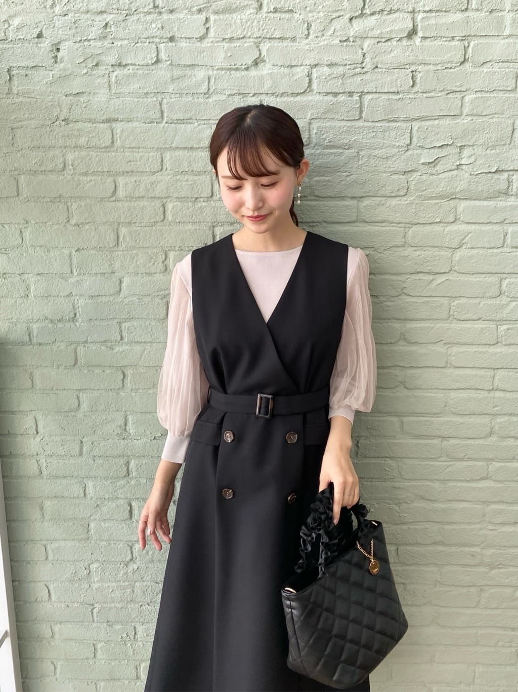 みさかさんの「index｜《5色展開》マジョリカプリーツスリーブニット【洗濯機洗い可】」を使ったコーディネート