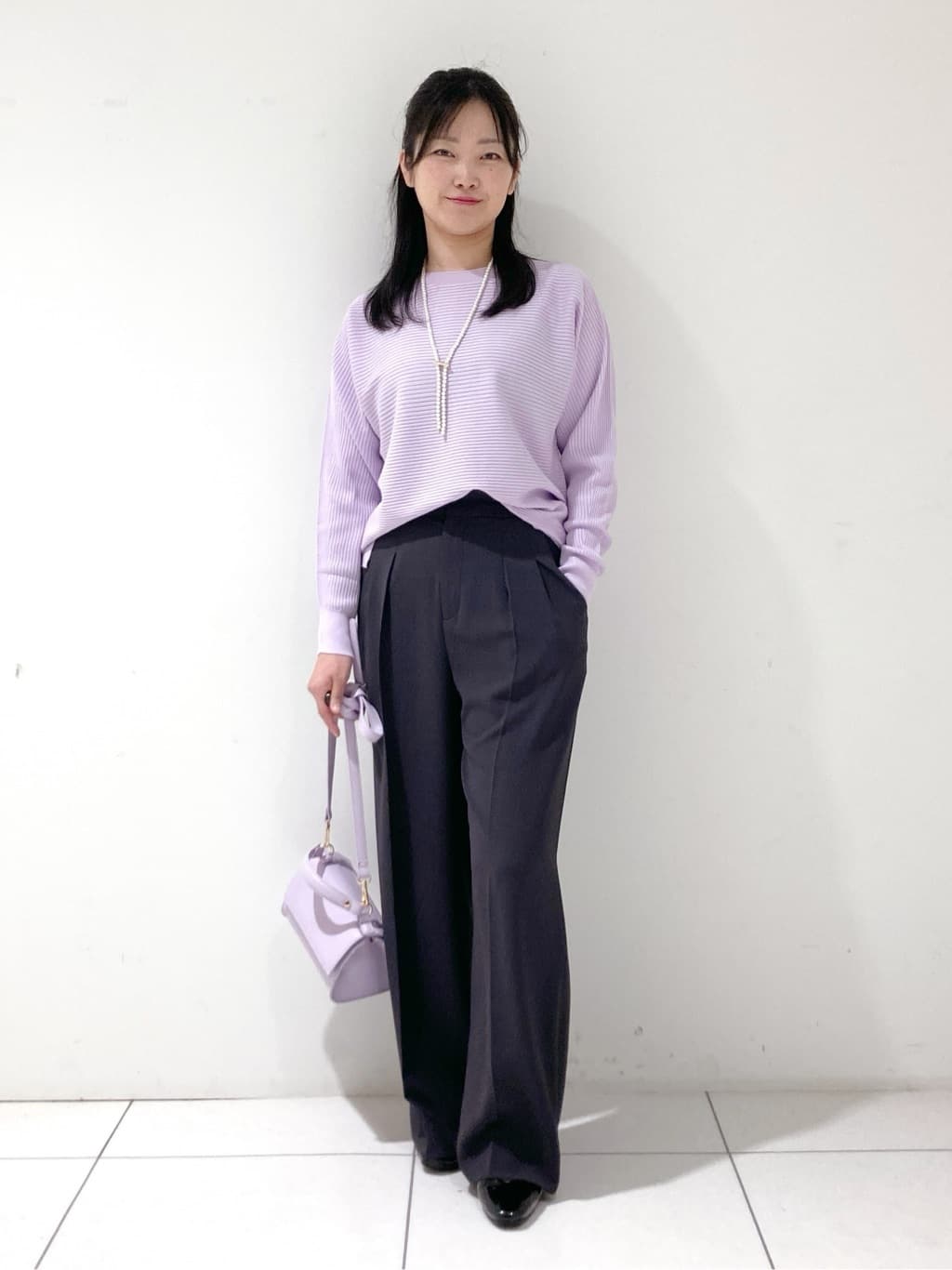 momokoさんの「INDIVI｜【洗える／体型カバー】美シルエットニット」を使ったコーディネート