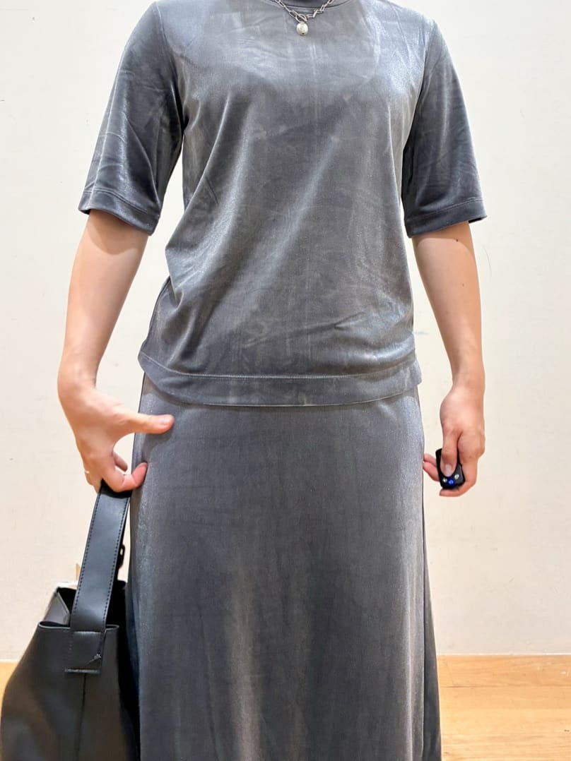 kurumiさんの「OPAQUE.CLIP｜《andGIRL掲載》ベロアボクシーTシャツ【洗濯機洗い可】」を使ったコーディネート