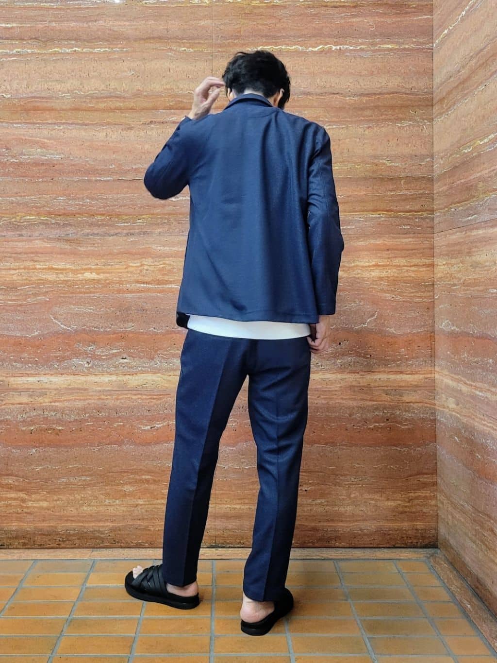 piroyaさんの「TAKEO KIKUCHI｜【抗菌防臭／5サイズ展開】ハイゲージポンチ Tシャツ」を使ったコーディネート