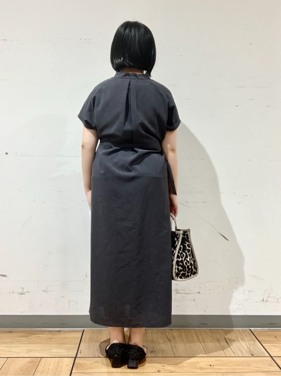 Mizukiさんの「UNTITLED｜【UV/はっ水】リラククールワンピース」を使ったコーディネート