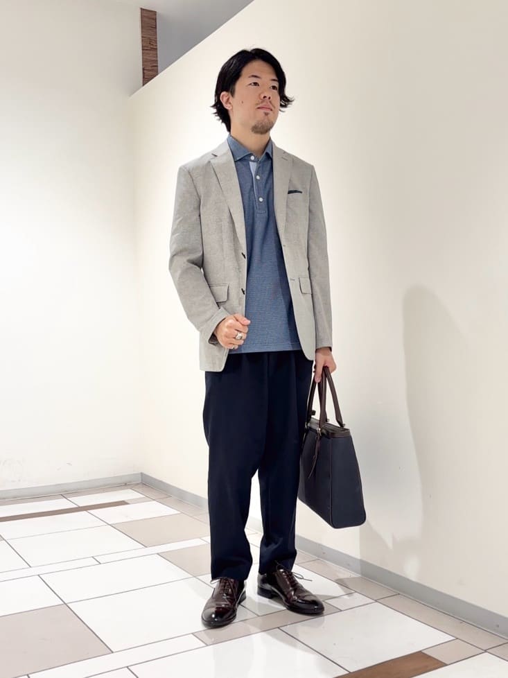 及川さんの「TAKEO KIKUCHI｜【抗菌防臭】COOL DOTS（R）ドビープリント ジャケット」を使ったコーディネート