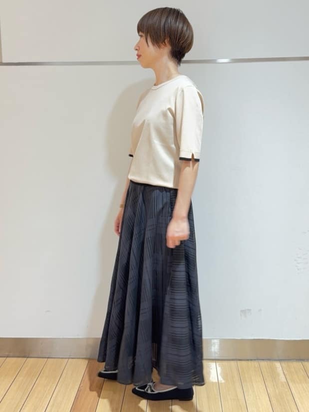 あやさんの「UNTITLED｜【アンサンブル可/薄手】ベーシッククルーネックカーディガン」を使ったコーディネート