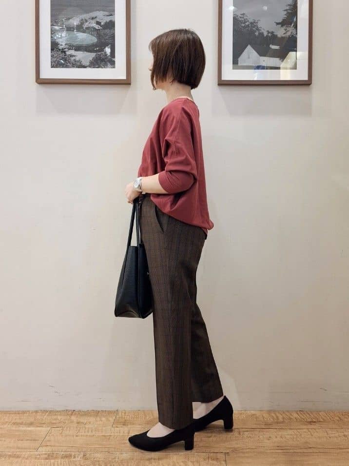 まあるさんの「SHOO･LA･RUE｜【高レビュー/洗濯後しわになりにくい】1枚でサマ見え 8分袖ドルマンブラウス」を使ったコーディネート
