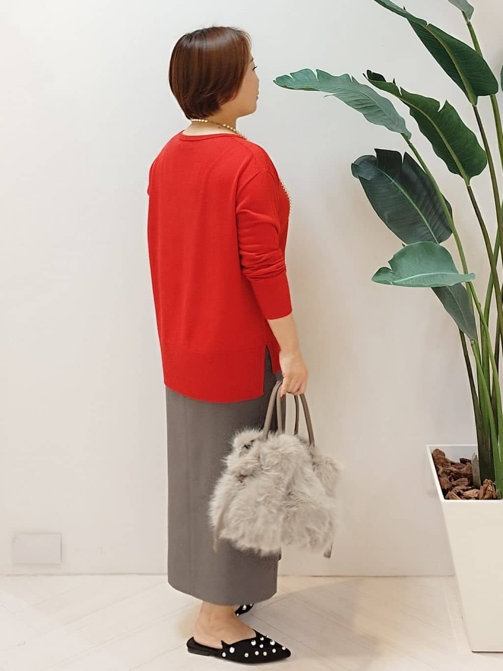 s u g iさんの「UNTITLED｜【8色展開/体型カバー】魅せるタイムレスニット」を使ったコーディネート