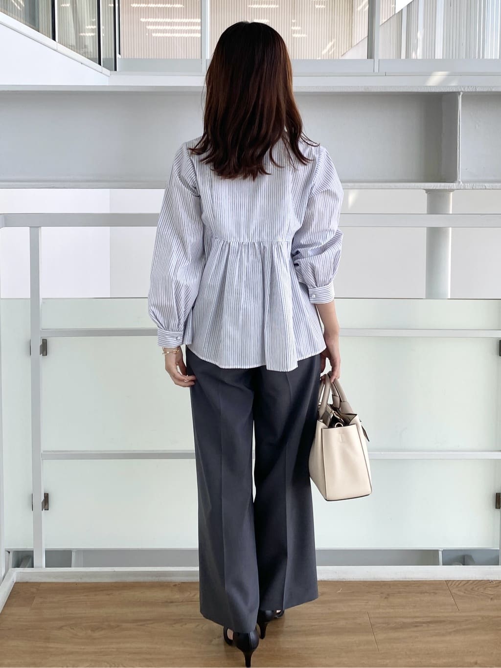 みさかさんの「index｜ストレッチ2タックワイドパンツ【洗濯機洗い可／接触冷感／吸水速乾】」を使ったコーディネート