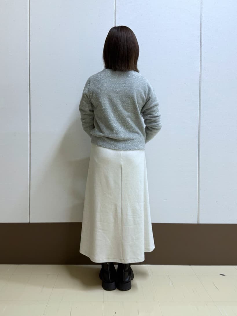 Rikoさんの「INDIVI｜【洗える】ラメニットカーディガン」を使ったコーディネート