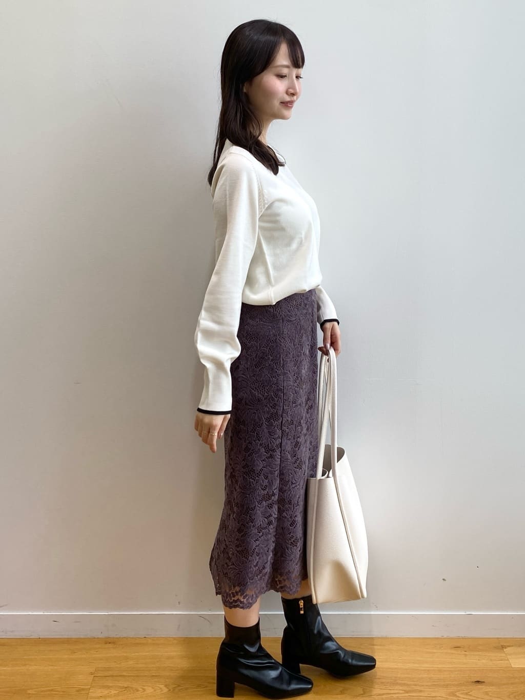 みさかさんの「index｜モールレースタイトスカート【洗濯機OK】」を使ったコーディネート