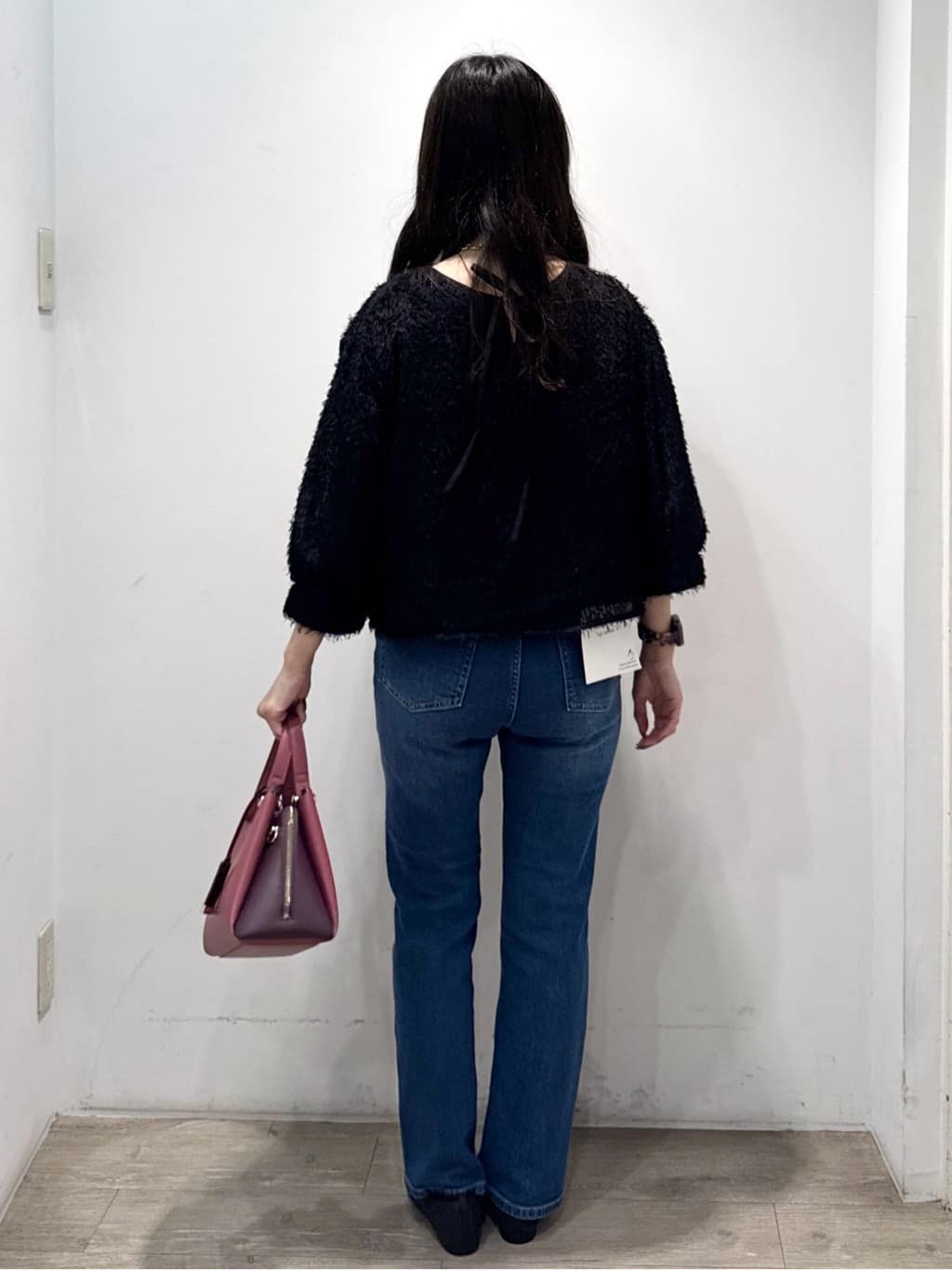 yuicciさんの「OPAQUE.CLIP｜前後2WAY　シアーフリンジジャカードブラウス【洗濯機OK】」を使ったコーディネート