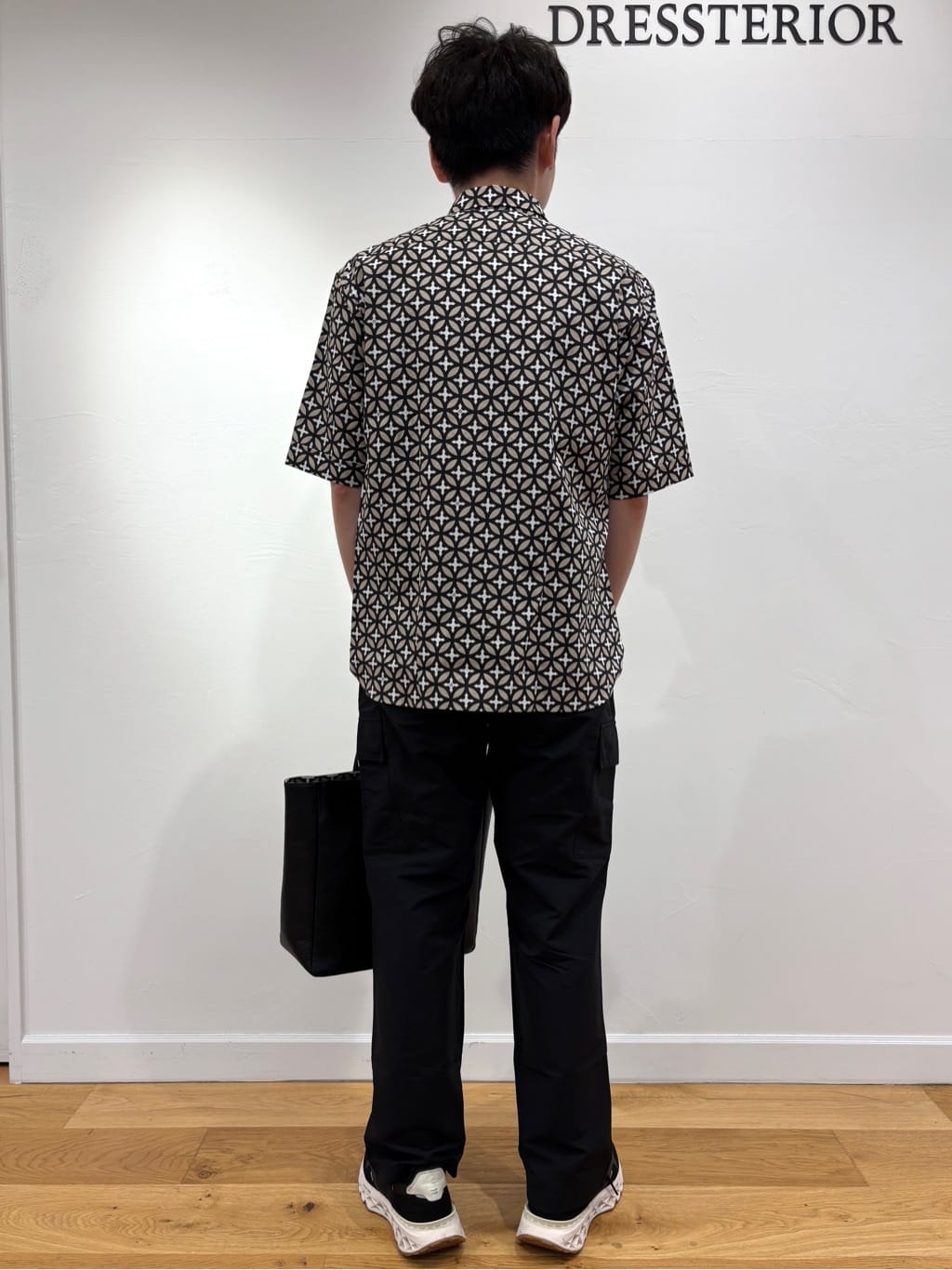 ABEさんの「DRESSTERIOR｜」を使ったコーディネート