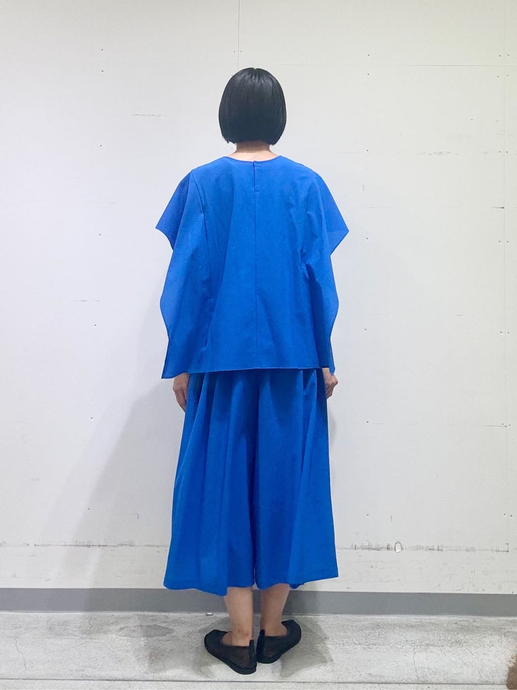 naoさんの「INDIVI｜【体型カバー】スクエアブラウス」を使ったコーディネート
