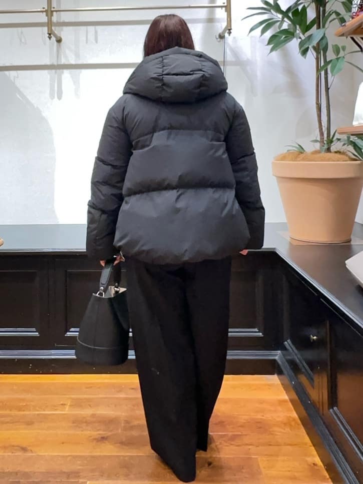 Asamiさんの「DRESSTERIOR｜シュリンクレザーバケットBAG」を使ったコーディネート