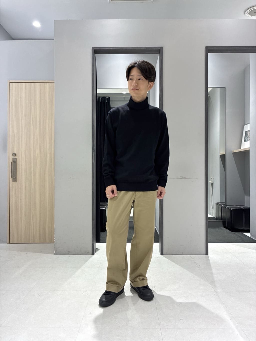 わいずみさんの「TAKEO KIKUCHI｜マルチギンガムチェック シャツ」を使ったコーディネート