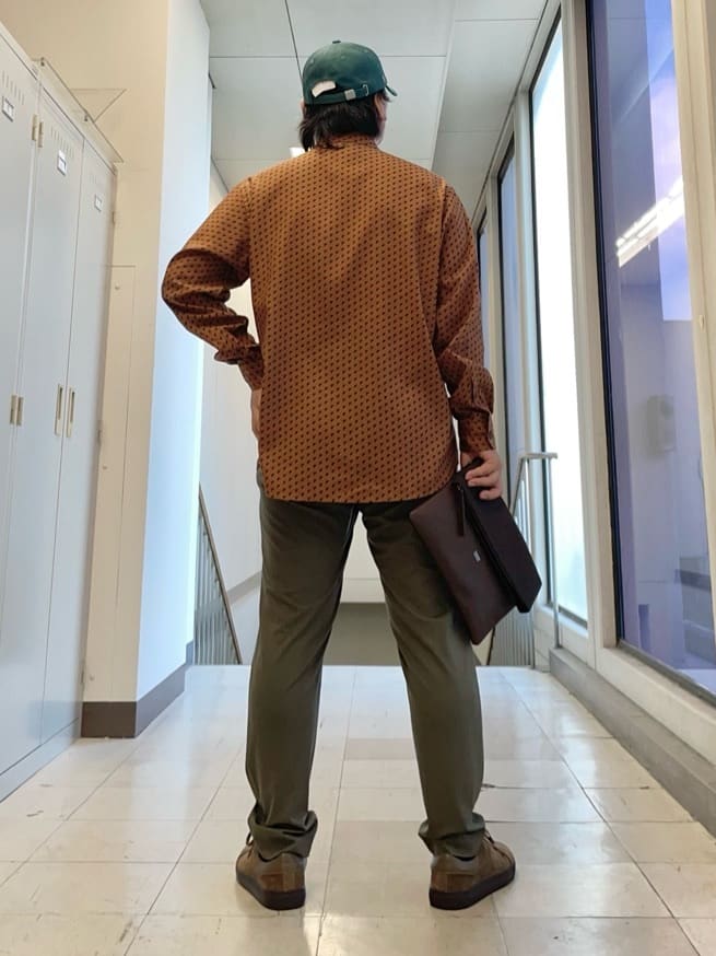 MAKOTO AIさんの「TAKEO KIKUCHI｜ボーラーハット柄 長袖シャツ」を使ったコーディネート