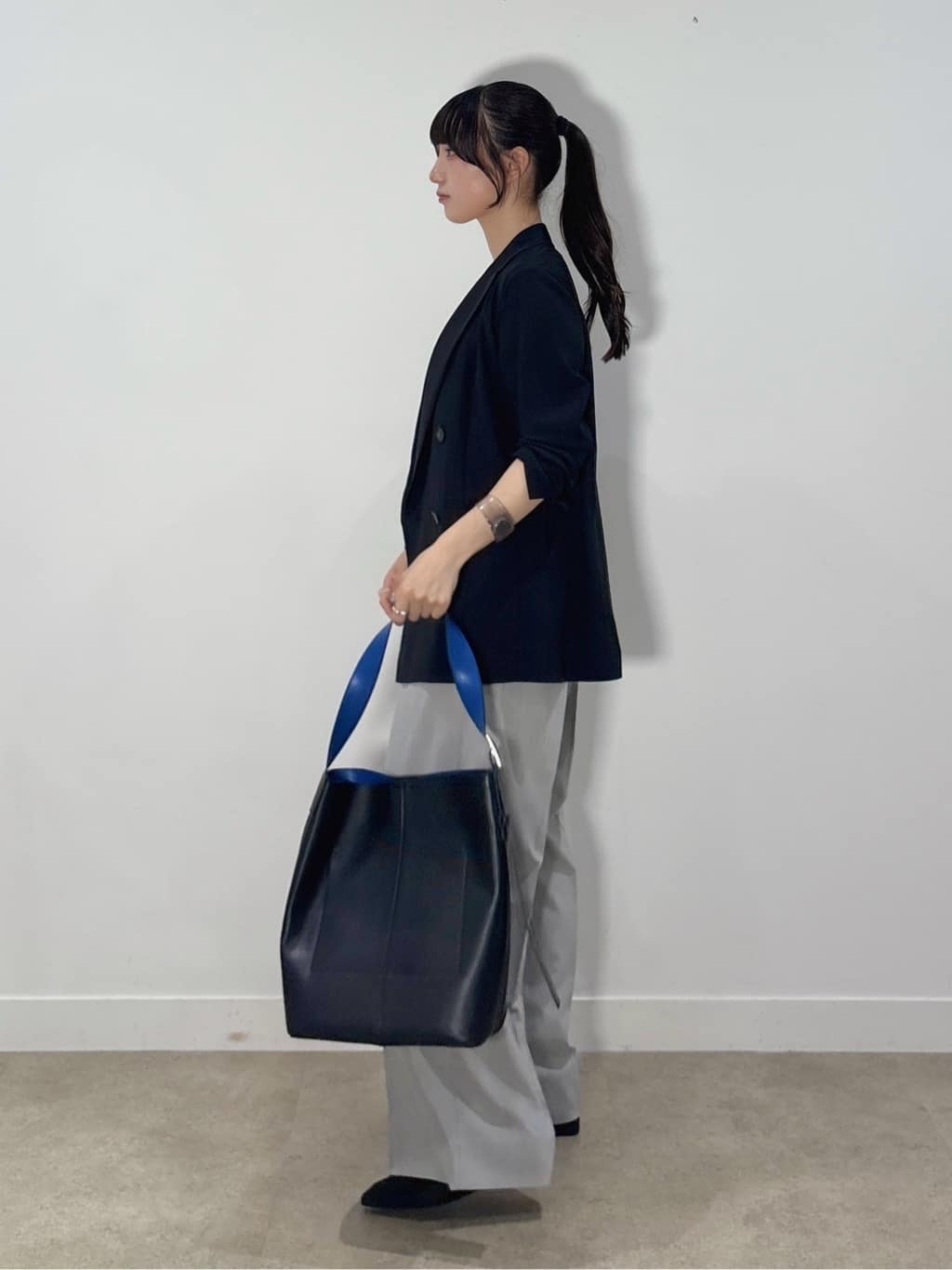 ibukiさんの「INDIVI｜【軽く羽織れる！】ダブルジャケット」を使ったコーディネート