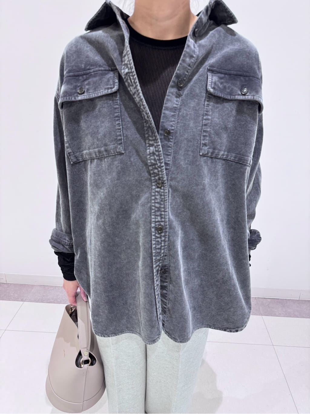 MIYAKAWAさんの「DRESSTERIOR｜【洗える/抜け感】コーデュロイガーメントダイシャツ」を使ったコーディネート
