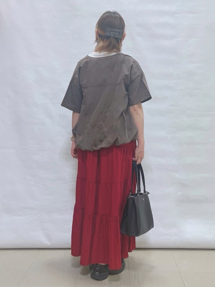 YUIさんの「SHOO･LA･RUE｜【S-LL/ひんやり/UV】選べる6柄でそれぞれ欲しくなる プリントTシャツ」を使ったコーディネート