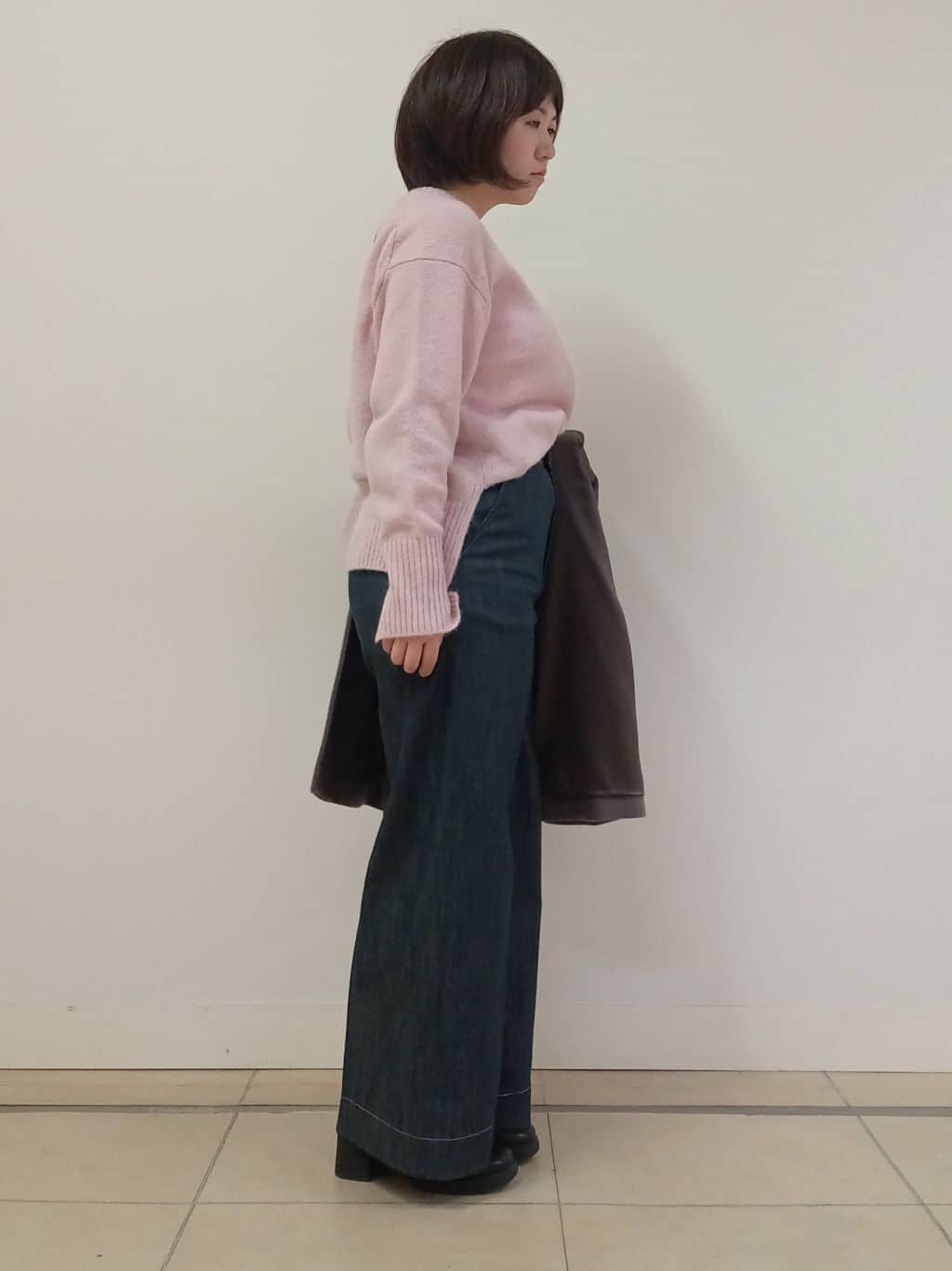 emiさんの「DRESSTERIOR｜Super110sウールステンカラーコート」を使ったコーディネート