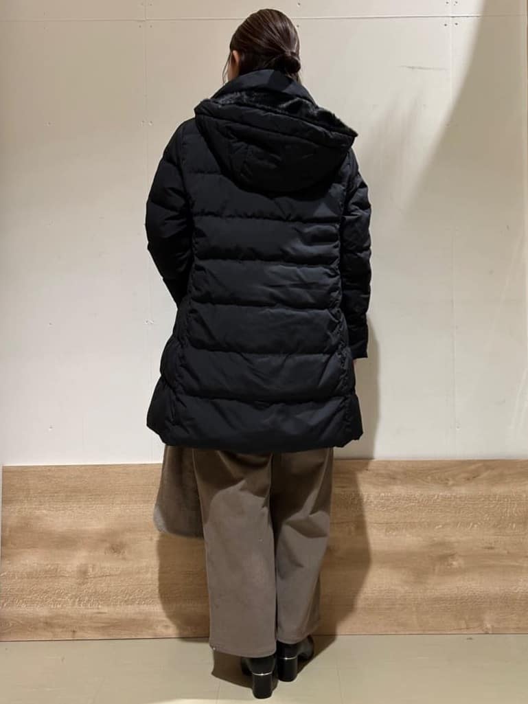 花さんの「SHOO･LA･RUE｜【S-LL/洗濯機可/裏起毛】あったかコーデュロイ ワイドパンツ」を使ったコーディネート