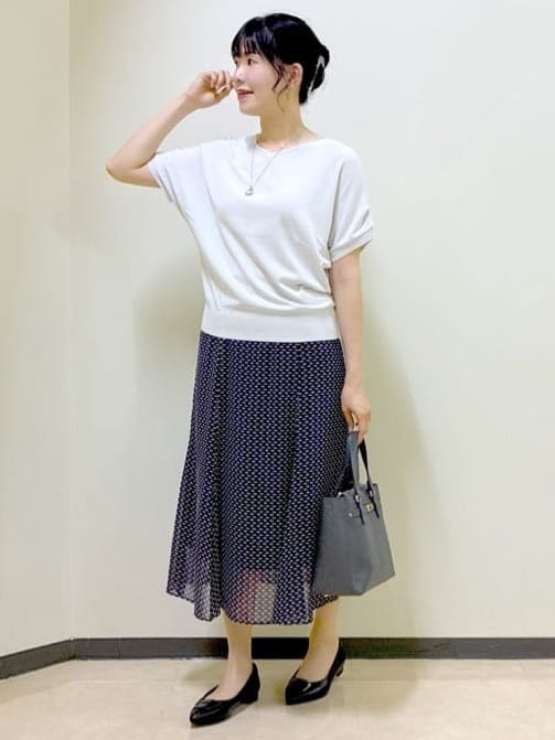  beni_gingerさんの「Reflect｜【寒暖差対策に◎／手洗い可／旅行や通勤に】フード付きシアーカーディガン」を使ったコーディネート