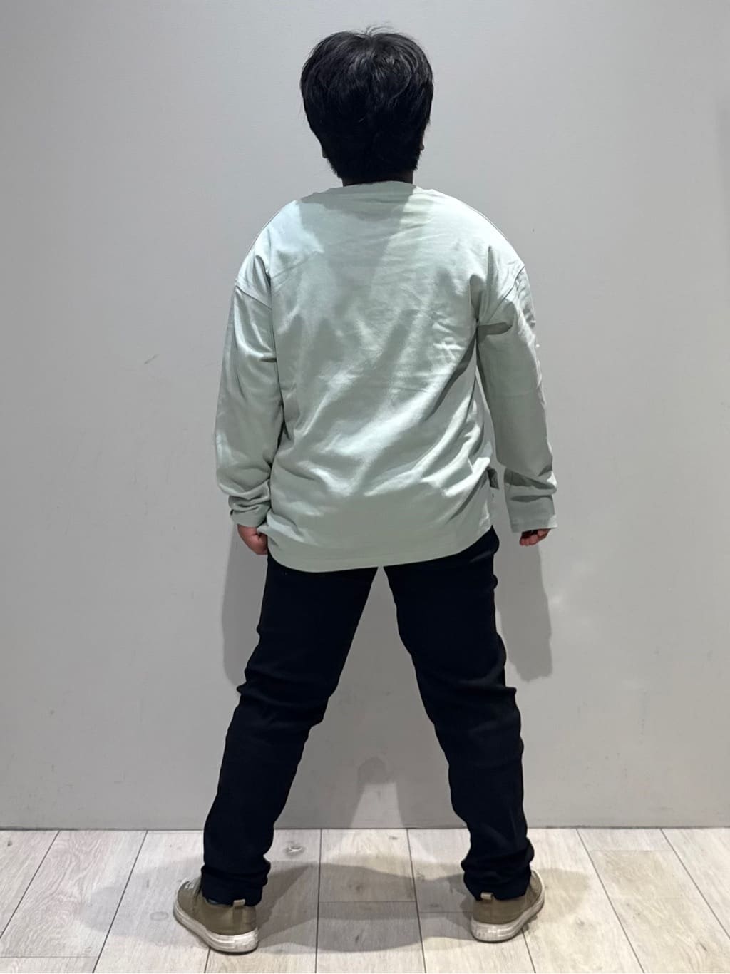 kuboさんの「THE SHOP TK｜【110－160／6色展開】コットン長袖Ｔシャツ/洗濯機OK」を使ったコーディネート