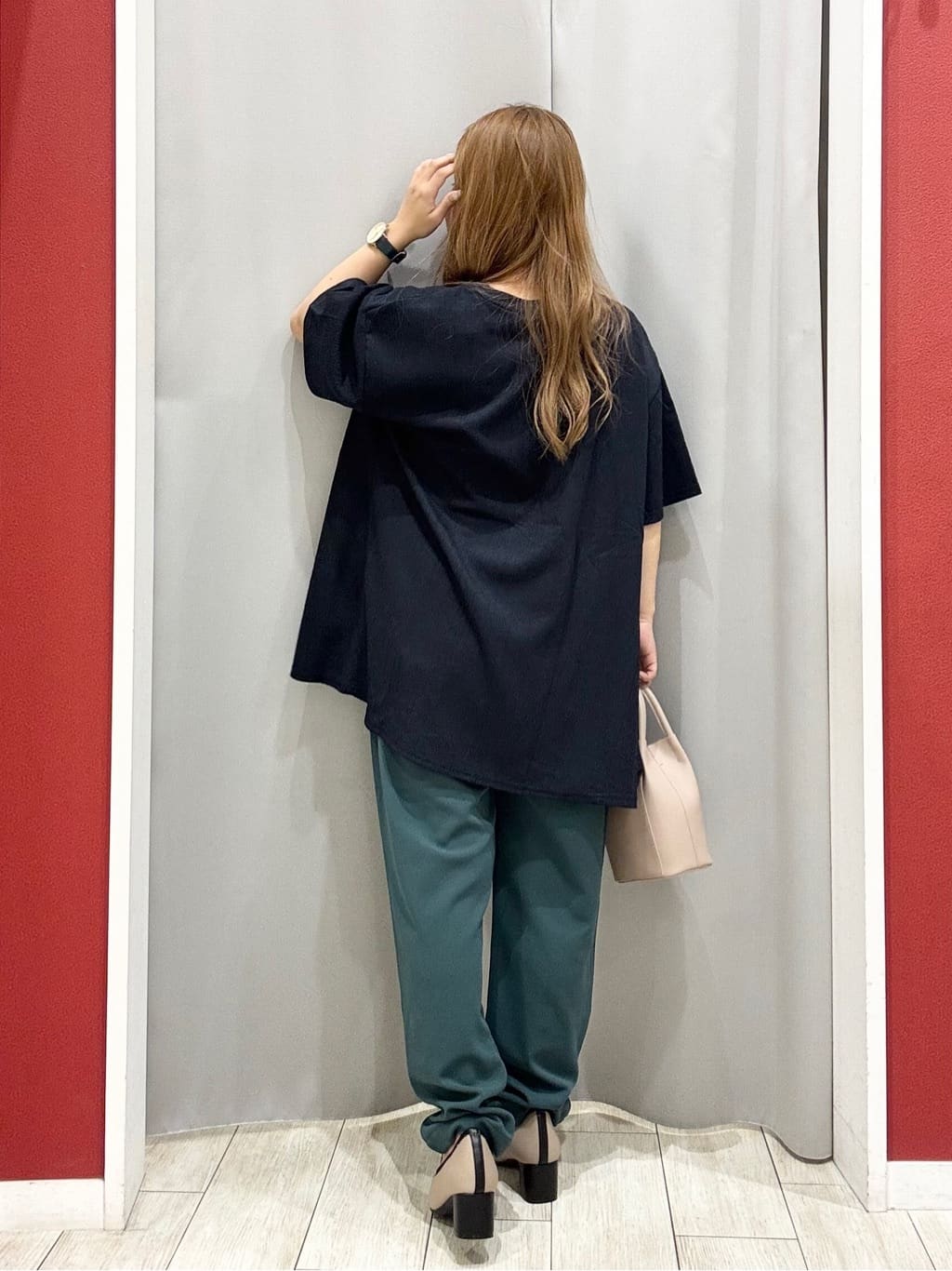 shioさんの「SHOO･LA･RUE｜【S-LL/洗える/体型カバー/5分袖】涼しくきれいに決まる Aライントップス」を使ったコーディネート