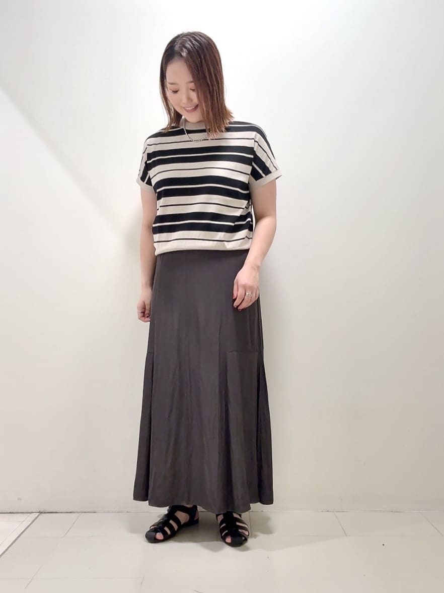 YUIさんの「UNTITLED｜【トレンド/ジレ】フェイクファーベスト」を使ったコーディネート