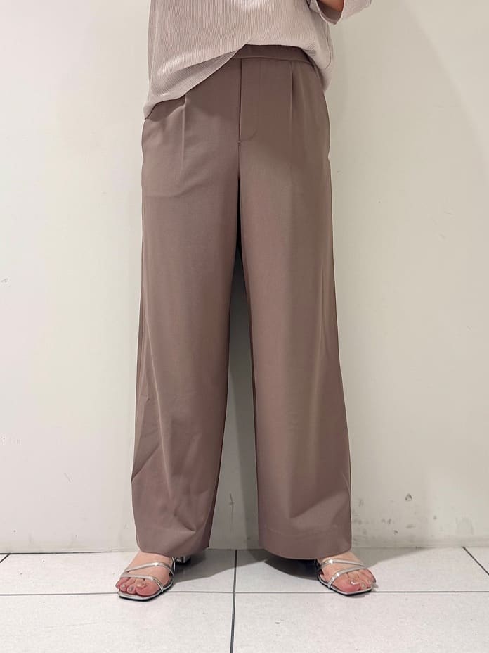 そんさんの「INDIVI｜【UVケア／吸汗速乾】凹凸素材ねじり袖トップス」を使ったコーディネート