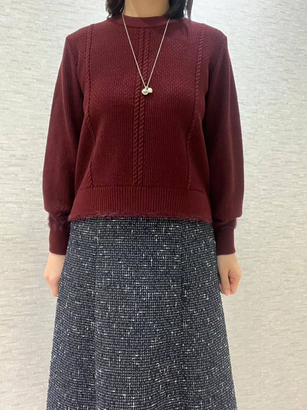 marikoさんの「Reflect｜【ほんのりラメ感◎】ケーブル柄ニット」を使ったコーディネート