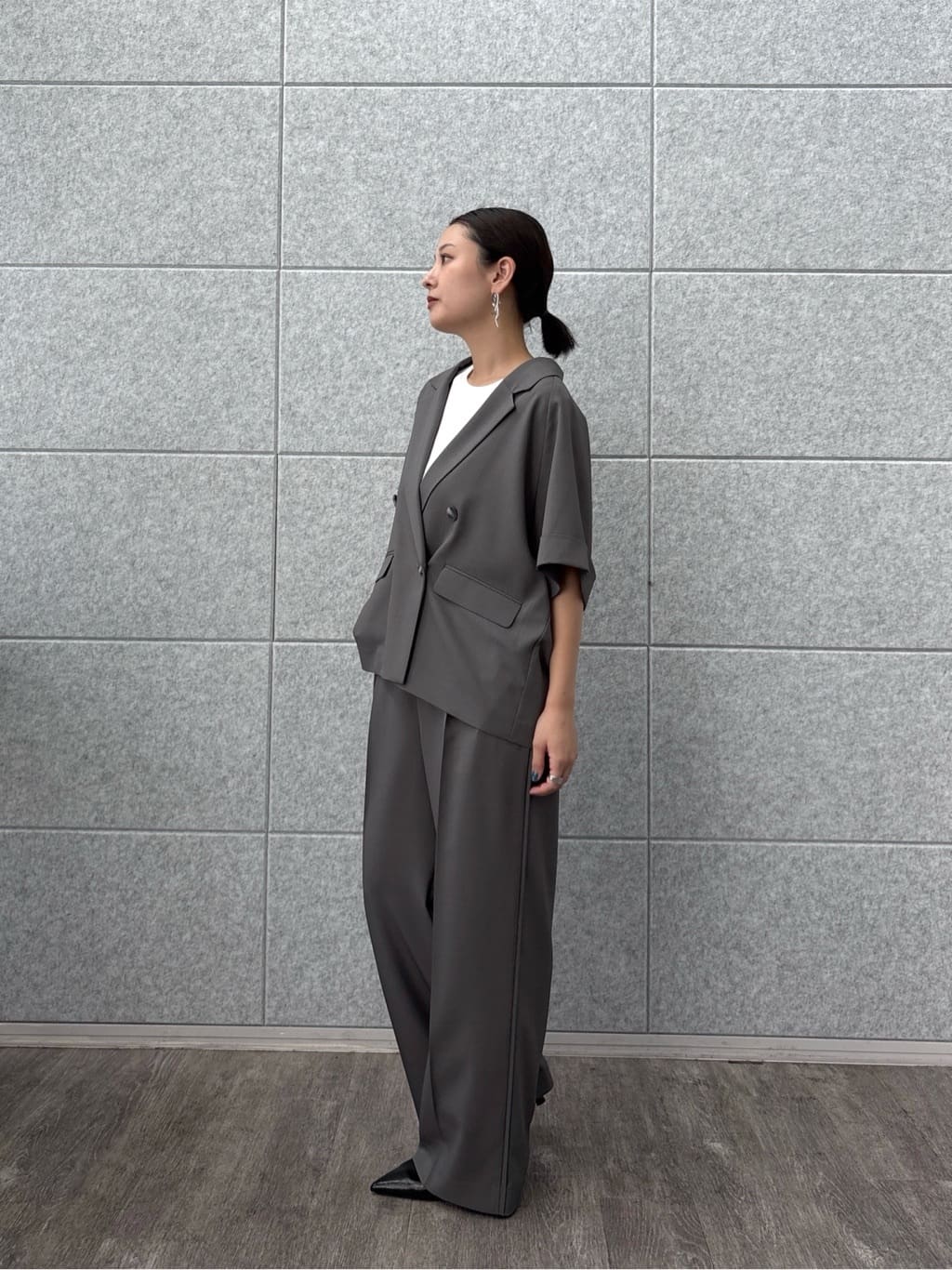 ayanoさんの「INDIVI｜キャミセットカットソー」を使ったコーディネート