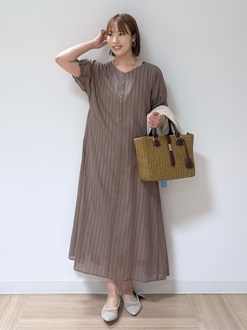 amiさんの「Reflect｜◆【マシンウォッシュ可】3WAYシアーシャツブラウス」を使ったコーディネート