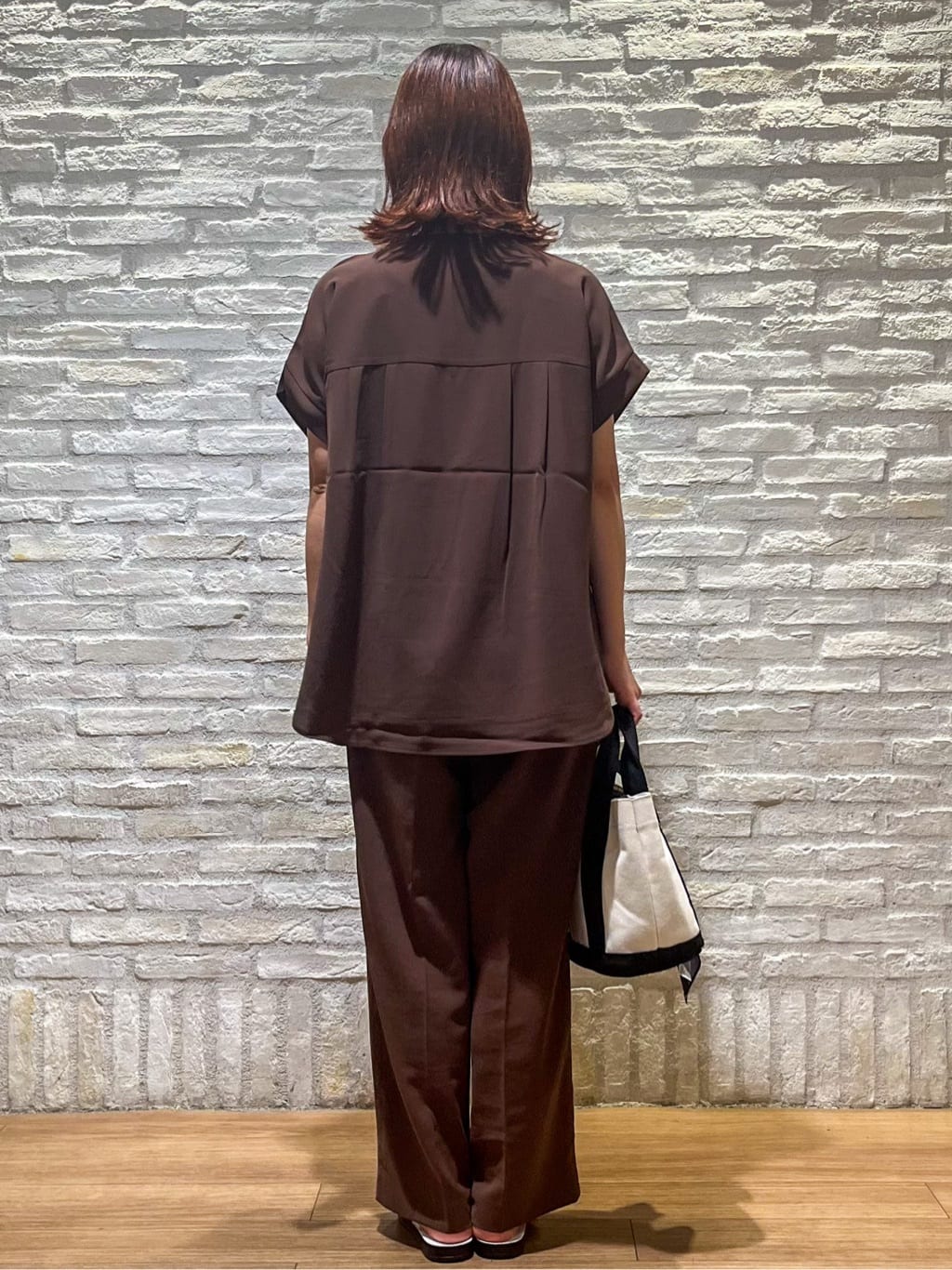 さくらさんの「OPAQUE.CLIP｜《7色展開／SS-LLサイズ》ストレッチスキッパーブラウス／セットアップ対応【洗濯機洗い可／防シワ】」を使ったコーディネート