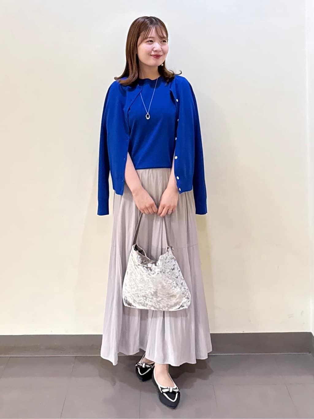 いくみさんの「UNTITLED｜【アンサンブル可/薄手/洗える】5分袖クルーニット」を使ったコーディネート