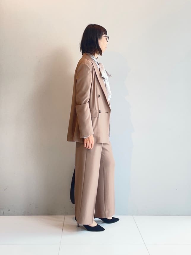 murayamaさんの「INDIVI｜【軽く羽織れる！】ダブルジャケット」を使ったコーディネート