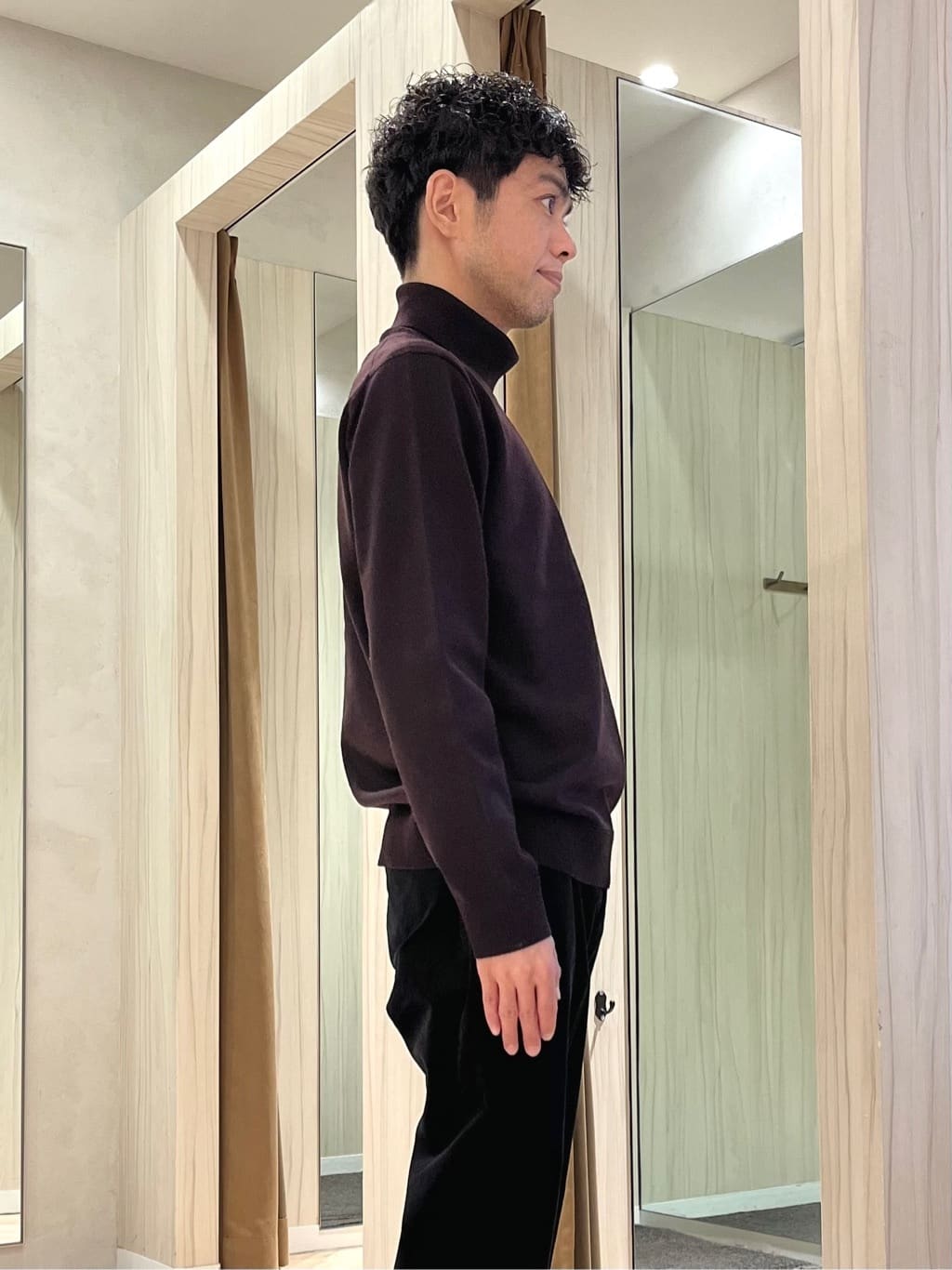 URAさんの「TAKEO KIKUCHI｜【Sサイズ～】ストレッチコーデュロイ ジャケット」を使ったコーディネート