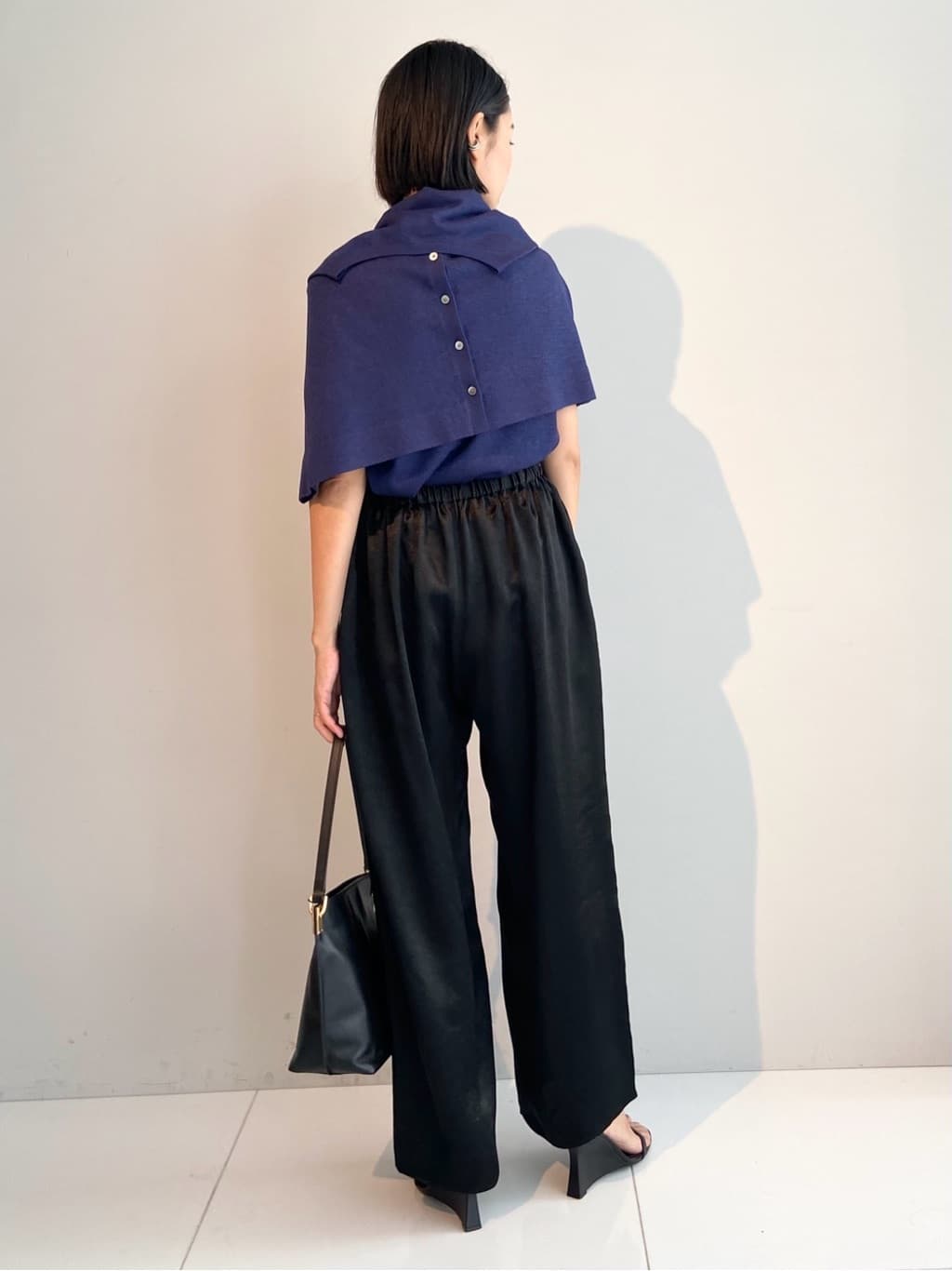 AYAさんの「UNTITLED｜【アンサンブル可/洗える】シアーノースリーブ プルオーバー」を使ったコーディネート