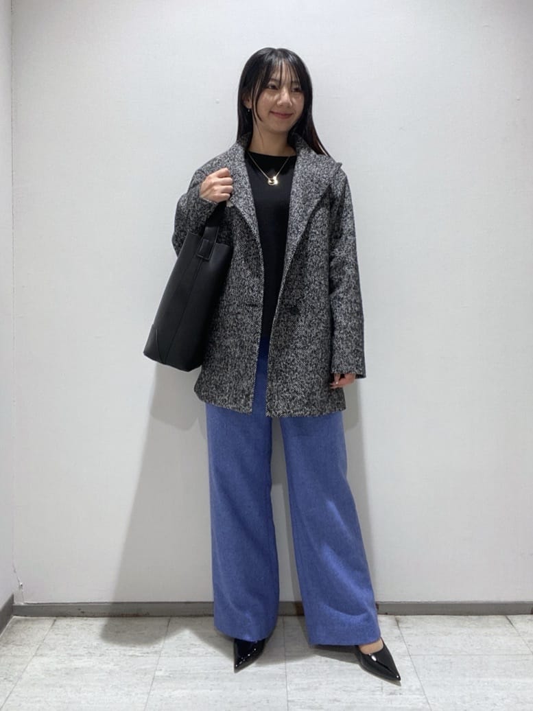 meiさんの「INDIVI｜【褒められパンツ／ウール混】ウォームウール ワイドパンツ」を使ったコーディネート