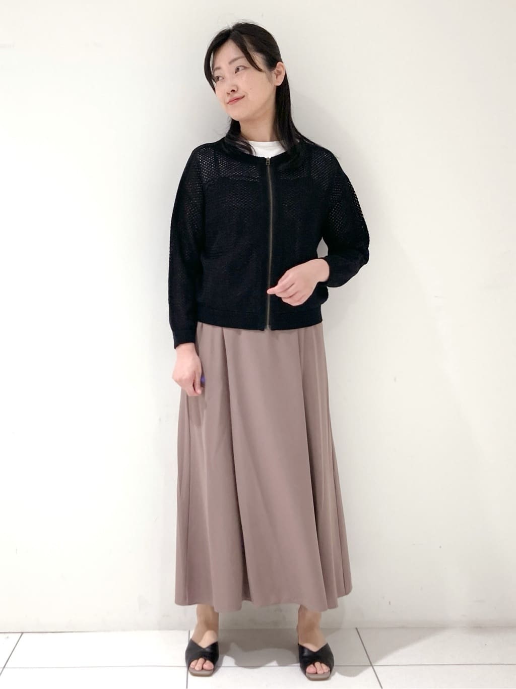 momokoさんの「INDIVI｜【UVケア】エアリージョーゼット キャミワンピース」を使ったコーディネート