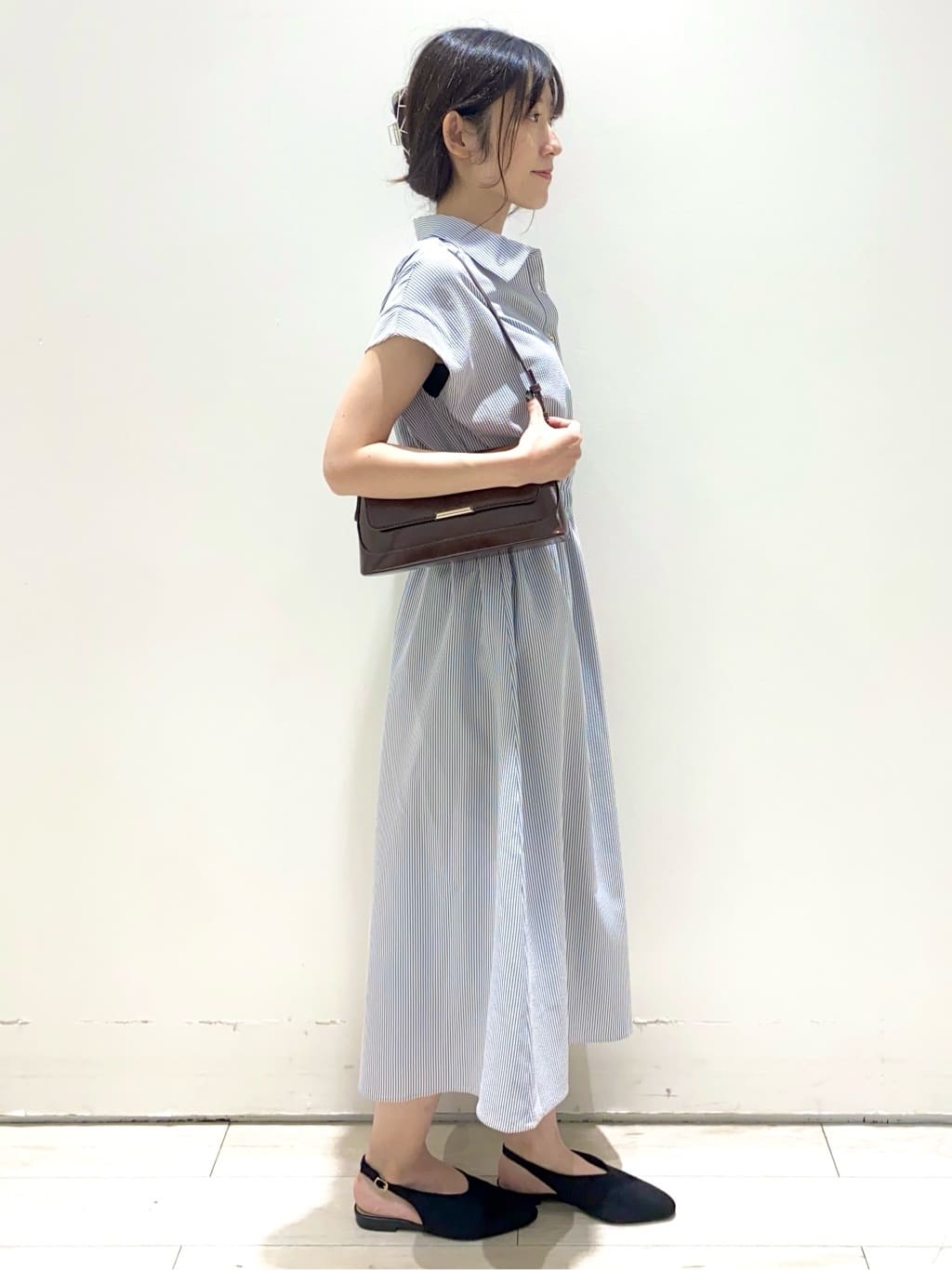 shikaさんの「THE SHOP TK｜【ひんやり】前後2WAY スクエアタンクトップ」を使ったコーディネート