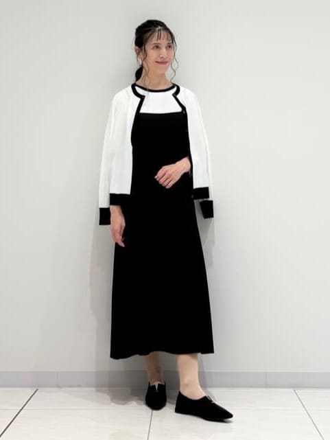kayoさんの「INDIVI｜【通年活躍！／アンサンブル可能】クルーネックカーディガン」を使ったコーディネート