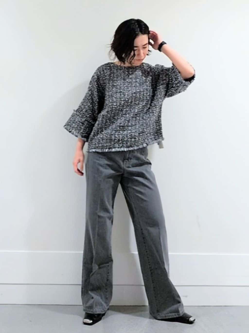 ミズタさんの「UNTITLED｜【グレー/ブルー/ジーンズ】ソフトワイドデニムパンツ」を使ったコーディネート
