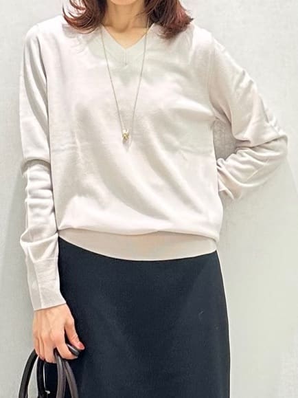 Miwaさんの「UNTITLED｜【ふわふわニット/前後2WAY】フォックスカシミヤカーディガン」を使ったコーディネート